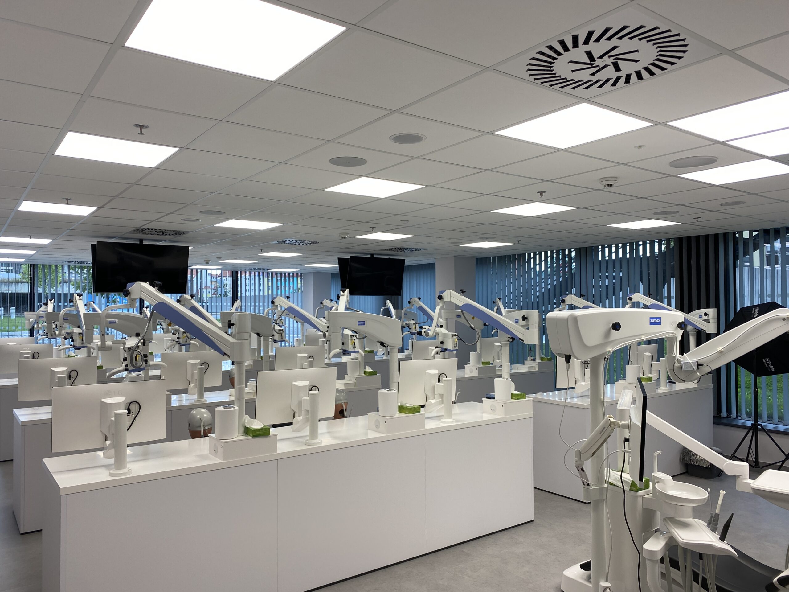 Ordinace, školici centrum, ostatni prostory BELOGRAD Dental Group s.r.o. , Praha